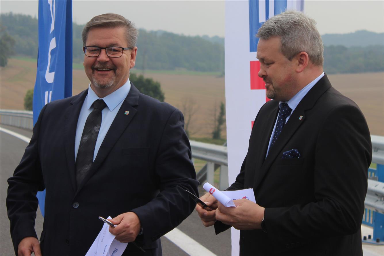 Nová komunikace u města Roudnice nad Labem