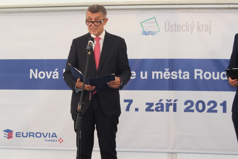 Nová komunikace u města Roudnice nad Labem