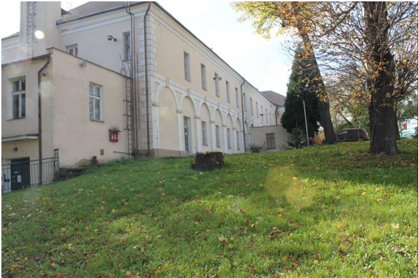 Veřejná soutěž - bývalý objekt Domova pro osoby se zdravotním postižením Hliňany