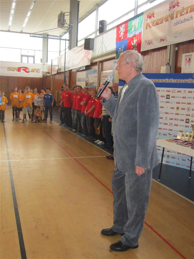 1. náměstek hejtmana Stanislav Rybák při zahájení závodů