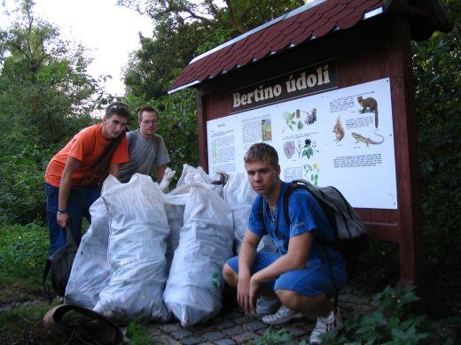 Úkliďme svět - úklid Bertina údolí