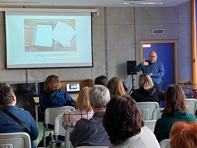 Mgr. Jan Němec v Městské knihovně v Děčíně, 23. 2. 2023
