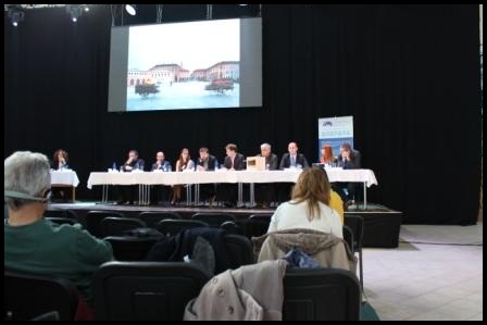 Zasedání u kulatého stolu