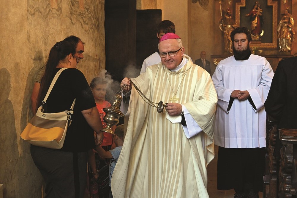 Klášter Kadaň - vysvěcení kostela