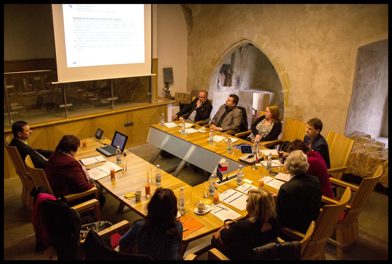 Jednání u kulatého stolu