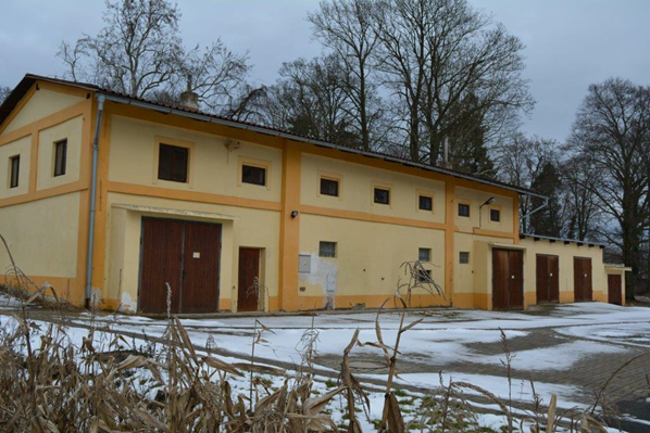 Veřejná dražba dobrovolná - Zámek v Liběšicích u Litoměřic